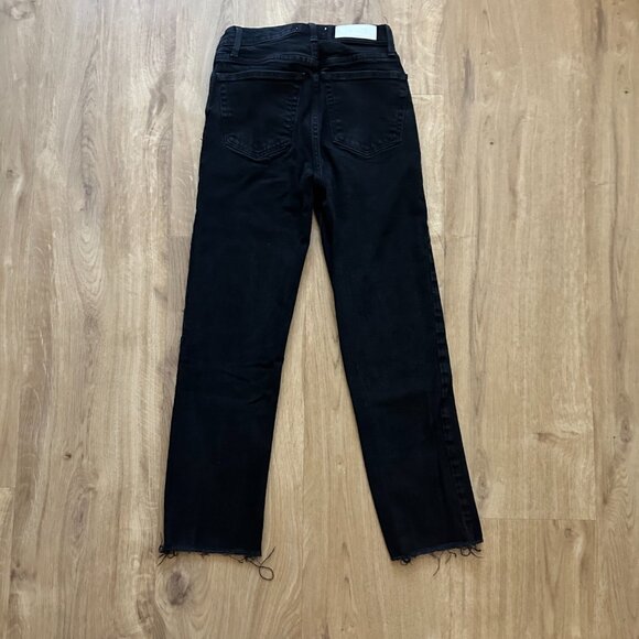 Re/Done high rise straight leg frayed hem jeans in jet black - 25 - Picture 7 of 9
